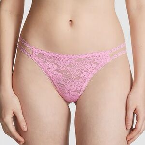 VS PINK V-STRING THONG